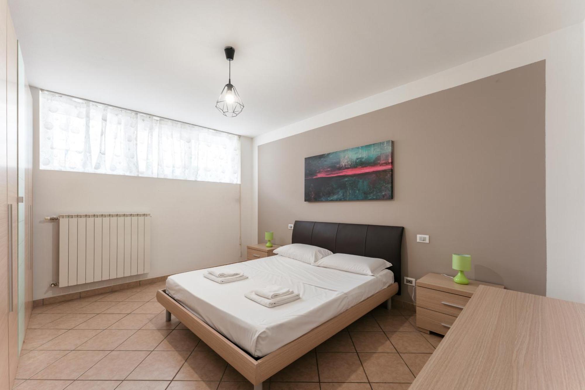 Matteotti Apartments Дезенцано-дель-Гарда Экстерьер фото