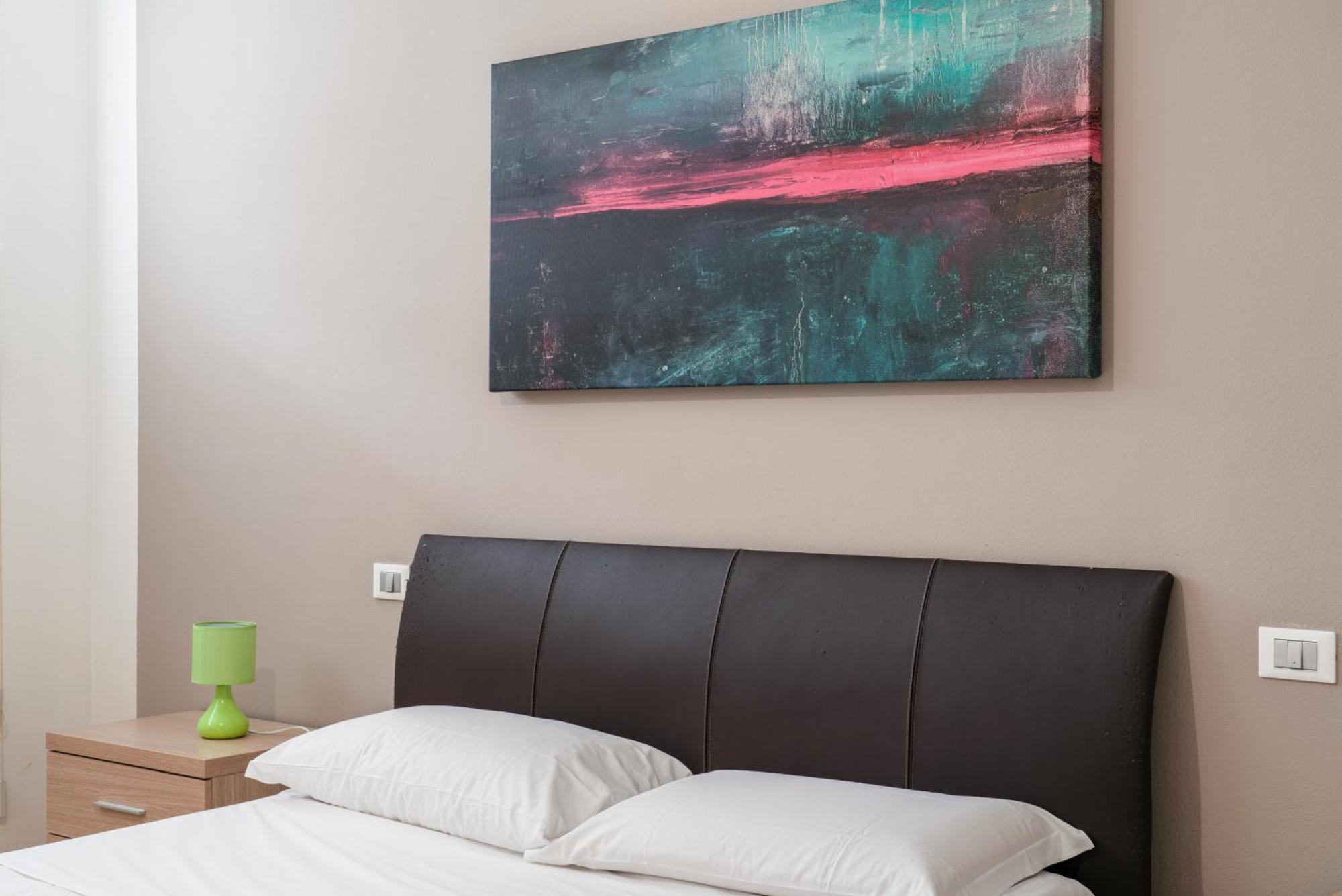 Matteotti Apartments Дезенцано-дель-Гарда Экстерьер фото